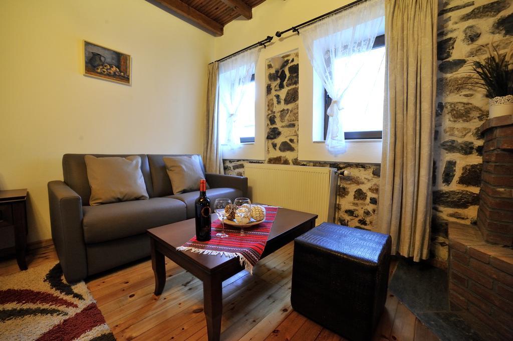 Guesthouse Papastoikou Палеос Агиос Атанасиос Екстериор снимка